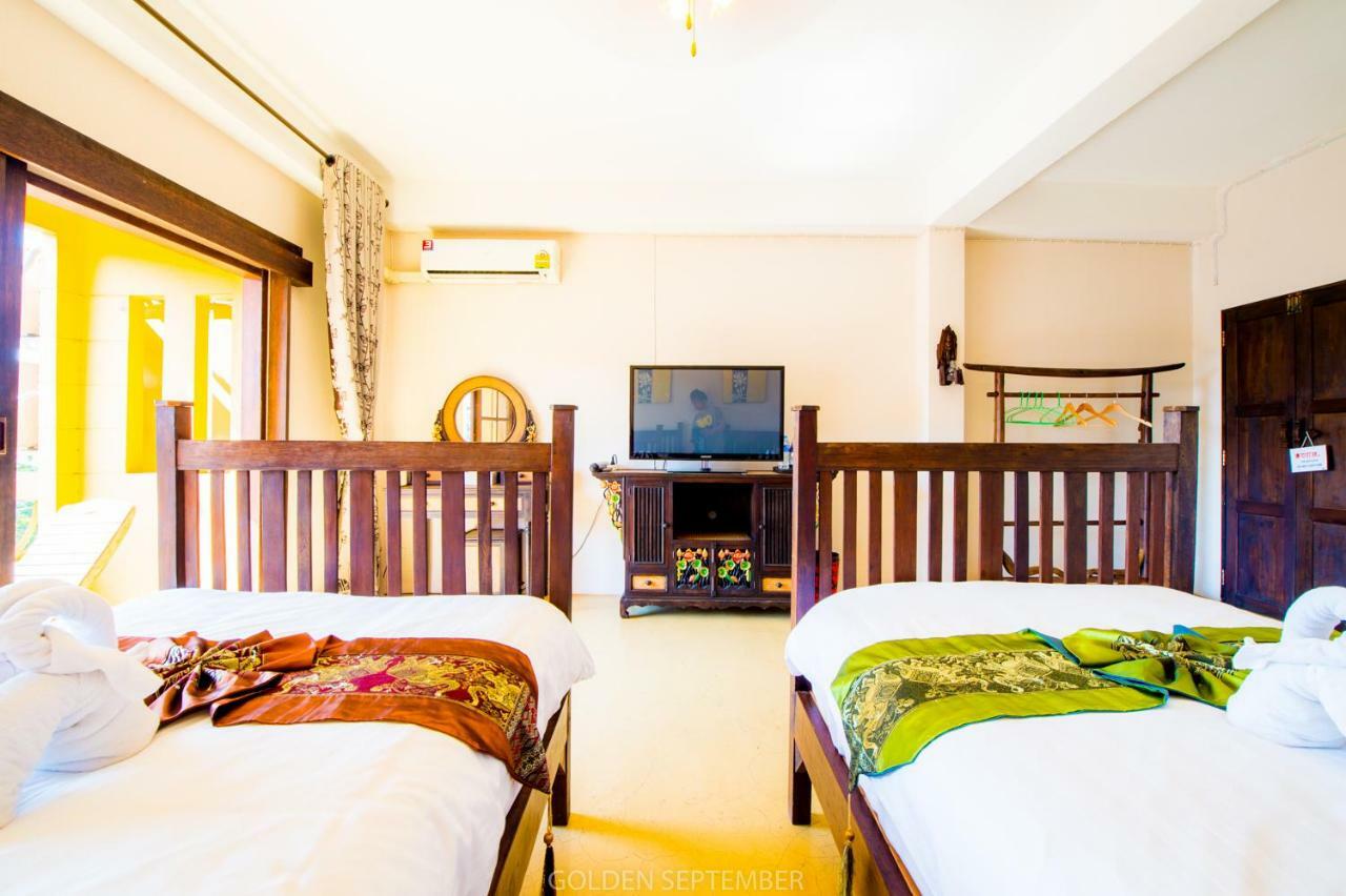 Relax@Wualai Hotel Chiang Mai Buitenkant foto